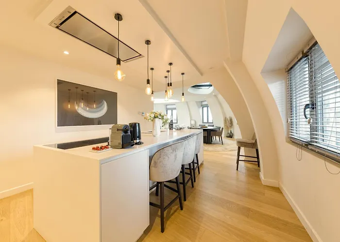Triplex Penthouse In City Centre