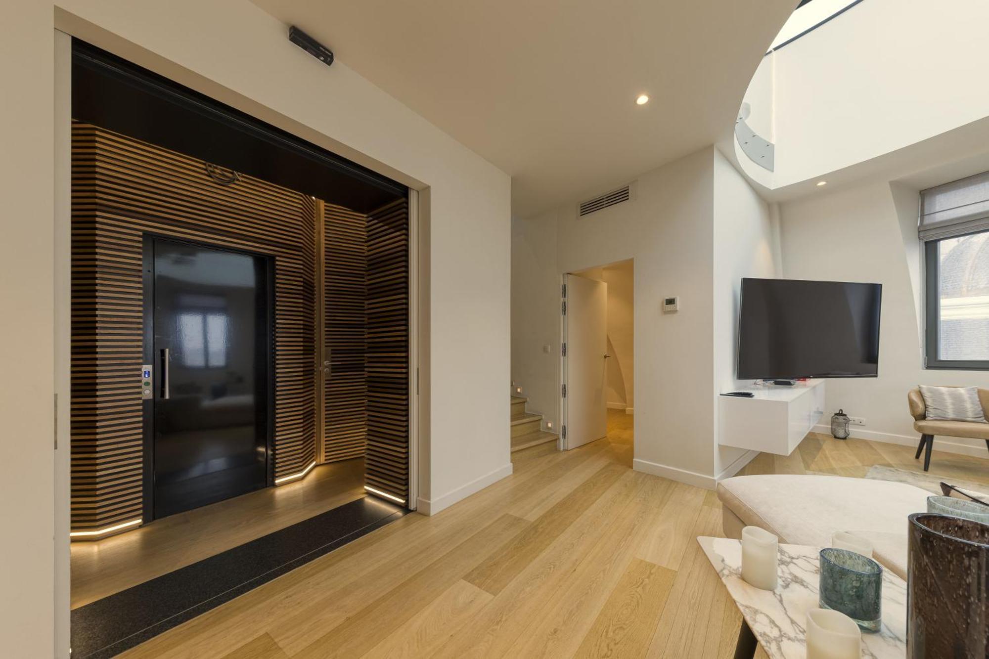 Triplex Penthouse In Centre Appartement Bruxelles